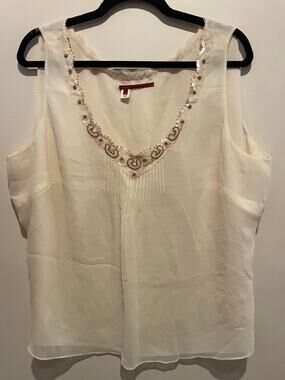 Tapemeasure sleeveless beaded white and gold fairy busines casual blouse Sz 18W